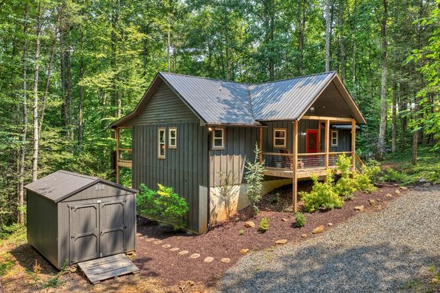 203 Buck Creek Trail, Epworth, GA 30541