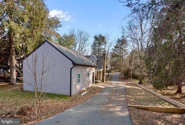 2762 OLD SAINT JOHNS LN, Ellicott City, MD 21042