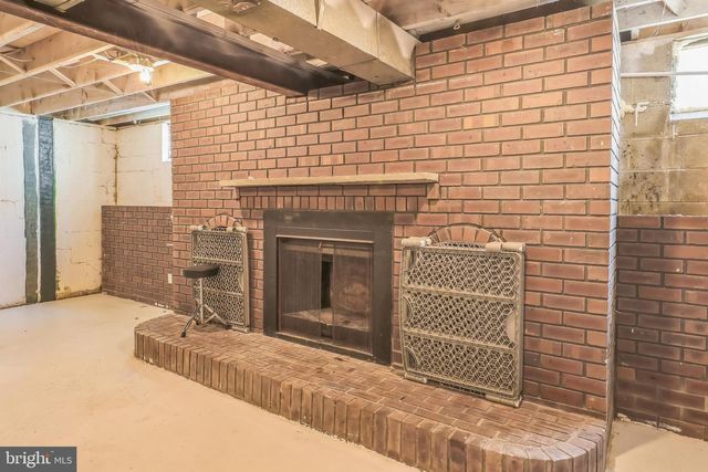 311 PINE STREET, Carneys Point, NJ 08069