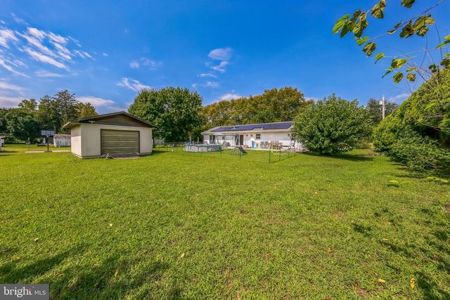 311 PINE STREET, Carneys Point, NJ 08069