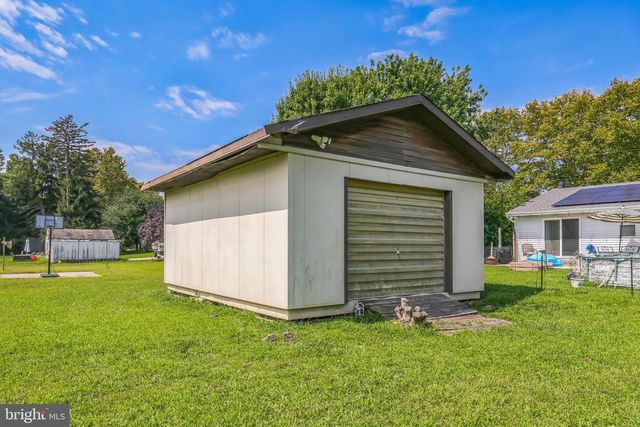 311 PINE STREET, Carneys Point, NJ 08069