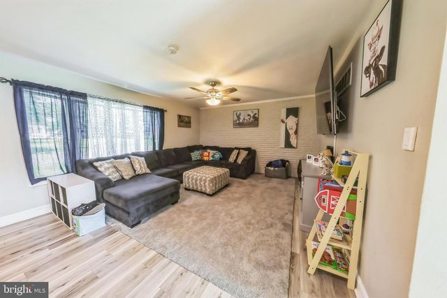 311 PINE STREET, Carneys Point, NJ 08069