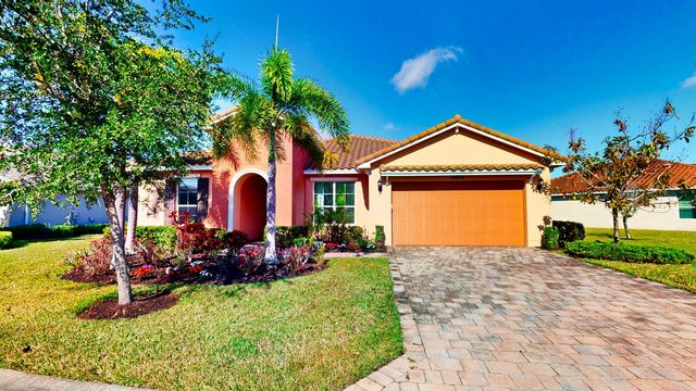 12074 SW Bayberry Avenue, Port St. Lucie, FL 34987