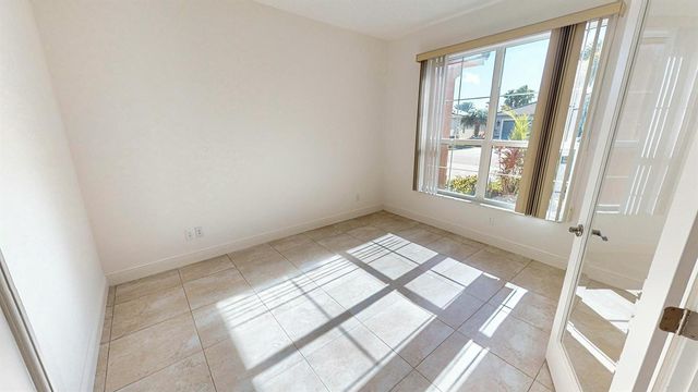 12074 SW Bayberry Avenue, Port St. Lucie, FL 34987