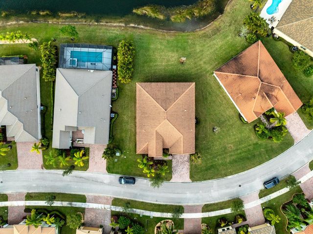12074 SW Bayberry Avenue, Port St. Lucie, FL 34987