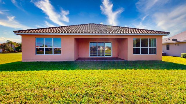 12074 SW Bayberry Avenue, Port St. Lucie, FL 34987