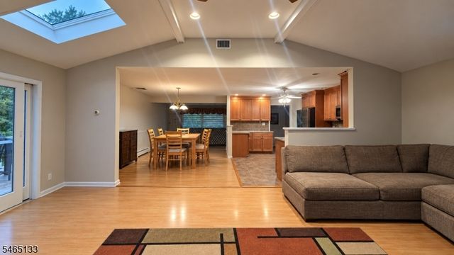 157 Magee Rd, Ringwood Boro, NJ 07456