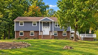 157 Magee Rd, Ringwood Boro, NJ 07456