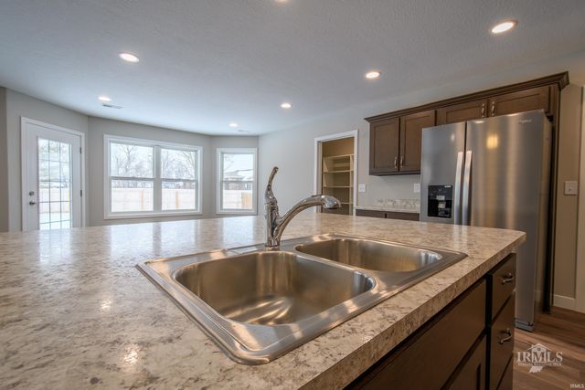 1600 S O'Hare Boulevard, Yorktown, IN 47396