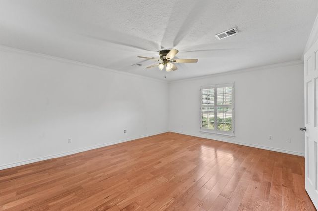 6711 Walton Heath Drive, Houston, TX 77069