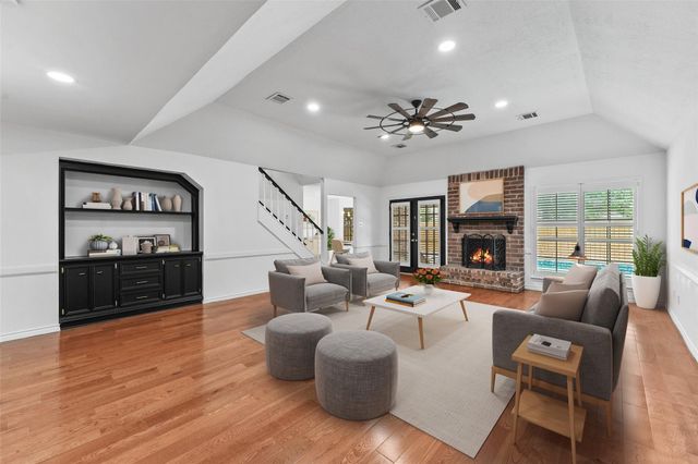 6711 Walton Heath Drive, Houston, TX 77069