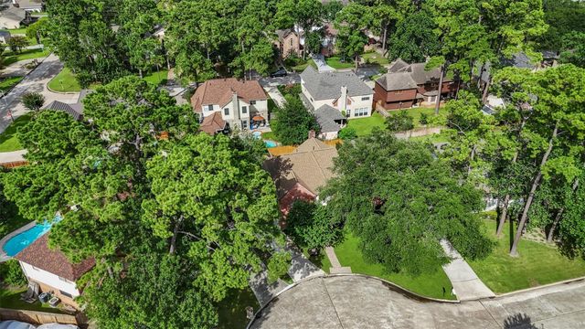 6711 Walton Heath Drive, Houston, TX 77069