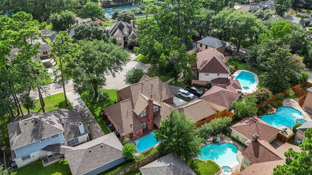 6711 Walton Heath Drive, Houston, TX 77069