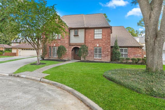 6711 Walton Heath Drive, Houston, TX 77069