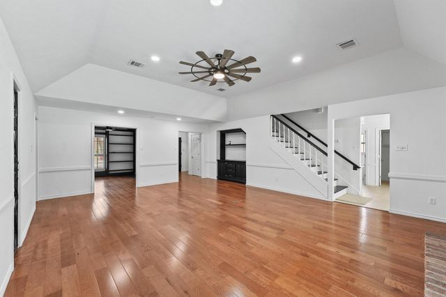 6711 Walton Heath Drive, Houston, TX 77069