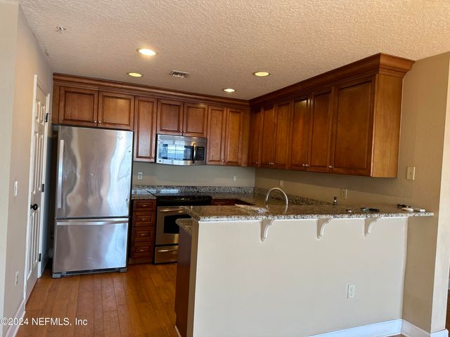 1478 RIVERPLACE Boulevard 1807, Jacksonville, FL 32207