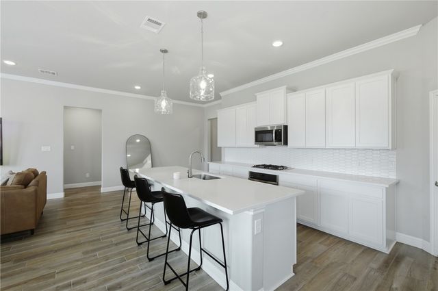 1613 Briscoe Manor Court, College Station, TX 77845