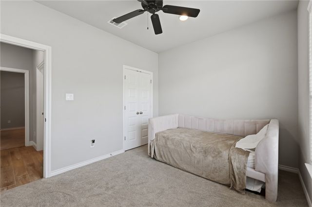 1613 Briscoe Manor Court, College Station, TX 77845