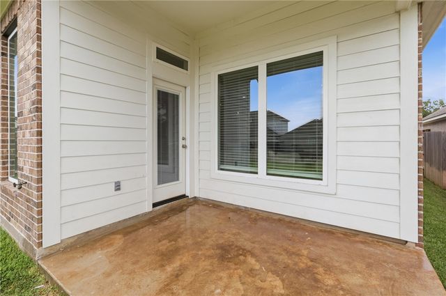 1613 Briscoe Manor Court, College Station, TX 77845