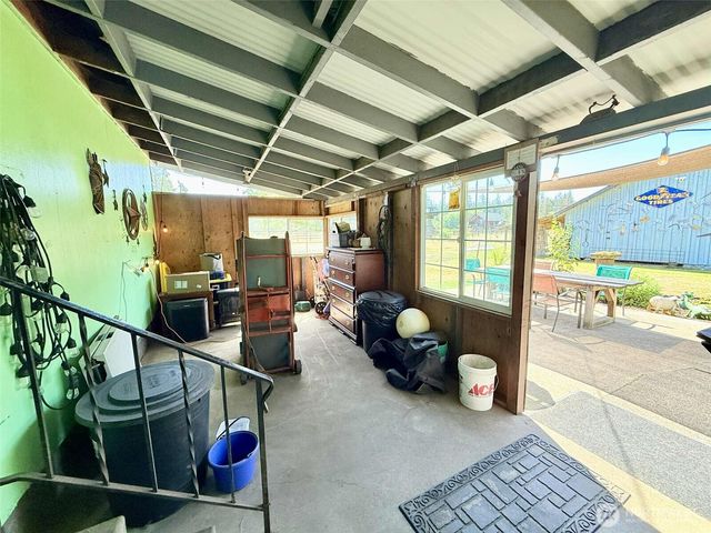 15 S Heise Road, Elma, WA 98541