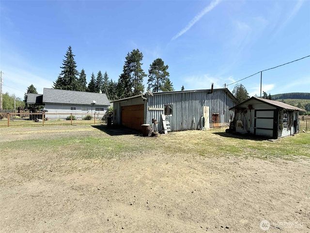 15 S Heise Road, Elma, WA 98541