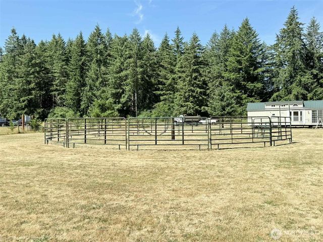 15 S Heise Road, Elma, WA 98541
