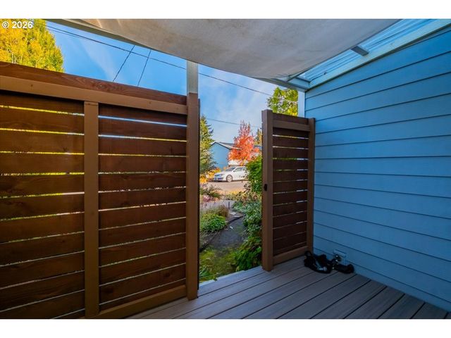 9232 Se HARRISON St, Portland, OR 97216