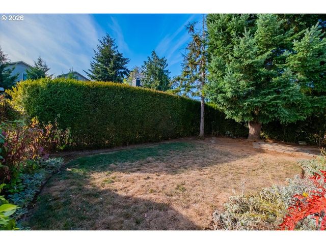 9232 Se HARRISON St, Portland, OR 97216