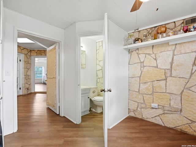 600 S STORTS ST, Poth, TX 78147