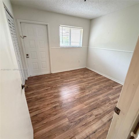 680 NW 82nd Pl 264, Miami, FL 33126