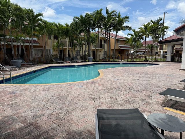 680 NW 82nd Pl 264, Miami, FL 33126