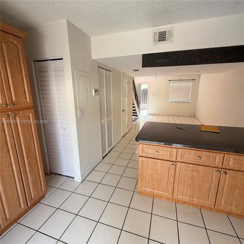 680 NW 82nd Pl 264, Miami, FL 33126