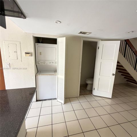 680 NW 82nd Pl 264, Miami, FL 33126