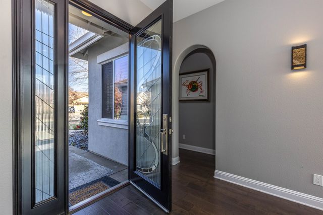 886 Old Oak Rd, Livermore, CA 94550