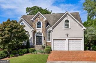 5298 Brookelake Drive, Dunwoody, GA 30338