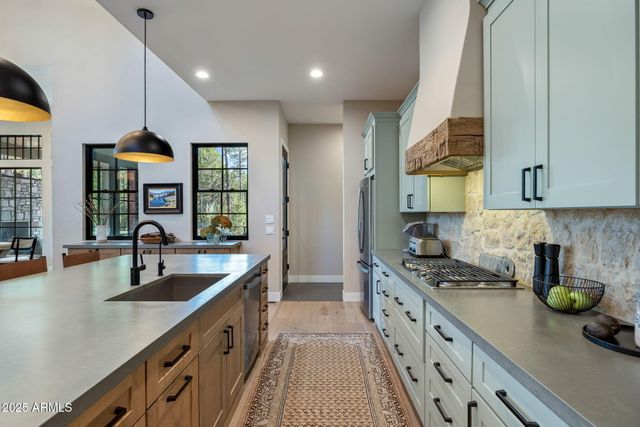 4251 W ACER Lane, Show Low, AZ 85901