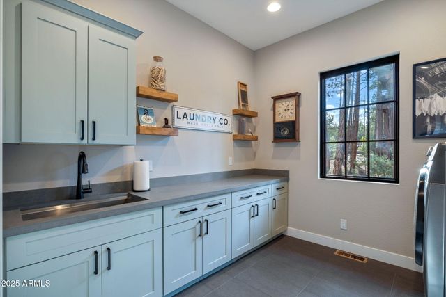 4251 W ACER Lane, Show Low, AZ 85901