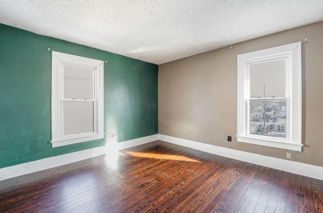 258 N Cedar Street, Newark, OH 43055