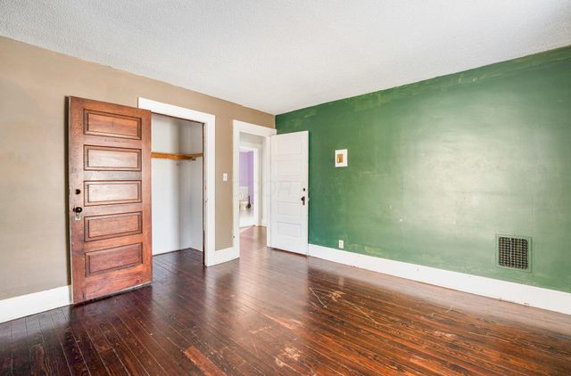 258 N Cedar Street, Newark, OH 43055