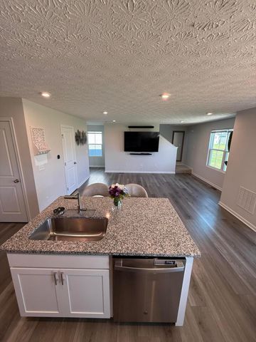 8586 Greengate Boulevard, Canal Winchester, OH 43110