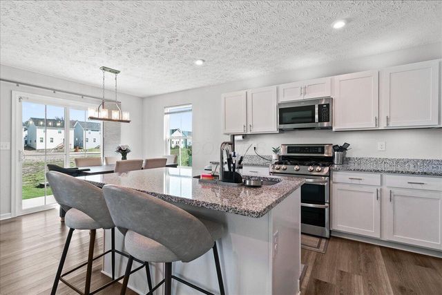 8586 Greengate Boulevard, Canal Winchester, OH 43110