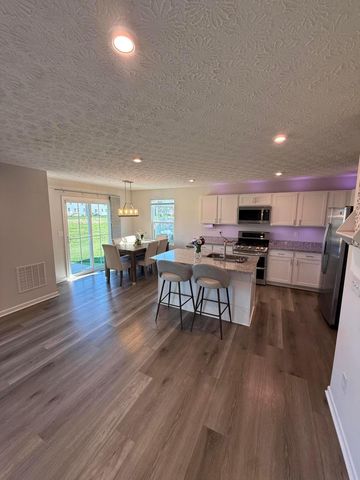 8586 Greengate Boulevard, Canal Winchester, OH 43110