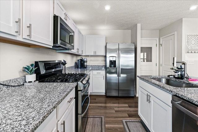 8586 Greengate Boulevard, Canal Winchester, OH 43110