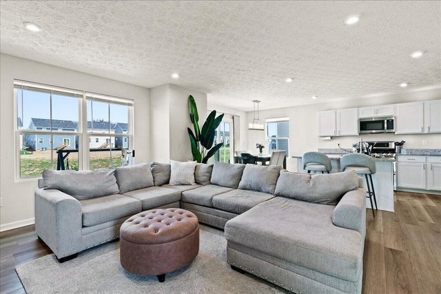 8586 Greengate Boulevard, Canal Winchester, OH 43110