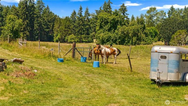 12717 Zeller Road SE, Yelm, WA 98597