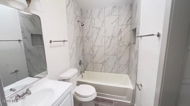 7013 ECHO CLIFFS Drive, El Paso, TX 79912