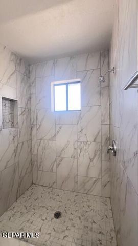 7013 ECHO CLIFFS Drive, El Paso, TX 79912