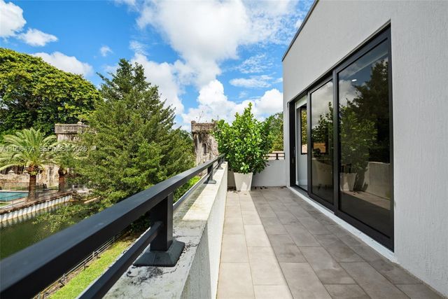 5735 SW 35th St 0, Miami, FL 33155