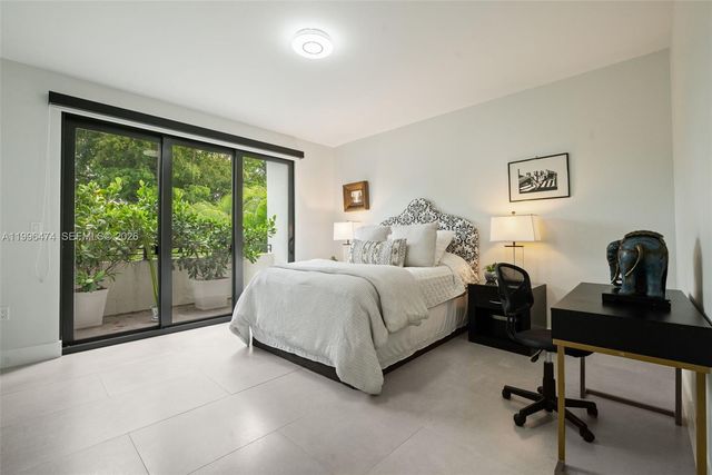 5735 SW 35th St 0, Miami, FL 33155