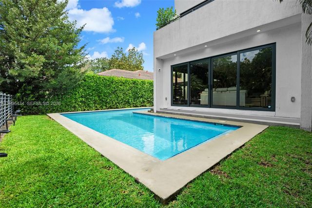 5735 SW 35th St 0, Miami, FL 33155